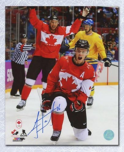 Jonathan Toews Team Canada Autografat 2014 Olimpic Gold 8x10 Foto - Fotografii NHL autografate